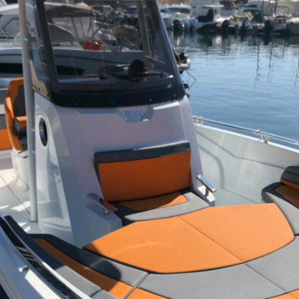 BMA X 266 HOUSEBOAT