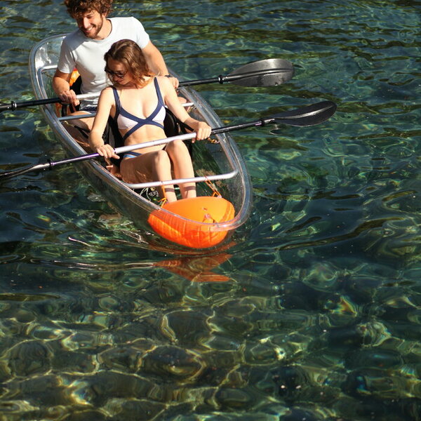 Kayak transparent