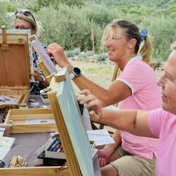 Créations sur des toiles individuelles (Solo) entourés de vos proches/collègues, ou sur toile partagée Créations sur des toiles individuelles (Solo) entourés de vos proches/collègues, ou sur toile partagée