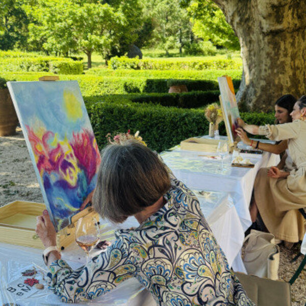 Vous choisissez la taille de votre toile en fonction de vos envies, pour des oeuvres en solo, en duo, ou avec l'ensemble du groupe Vous choisissez la taille de votre toile en fonction de vos envies, pour des oeuvres en solo, en duo, ou avec l'ensemble du groupe