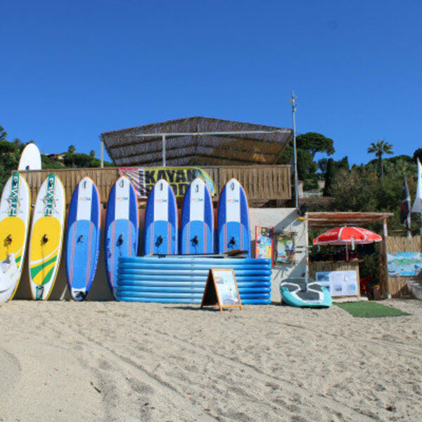 Location de Stand Up Paddle géant  - plage de la Madrague