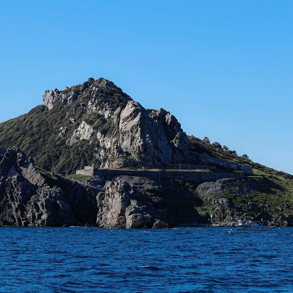 Promenade côtière avec les Bateliers de la Côte d'Azur depuis la Londe-les-Maures
