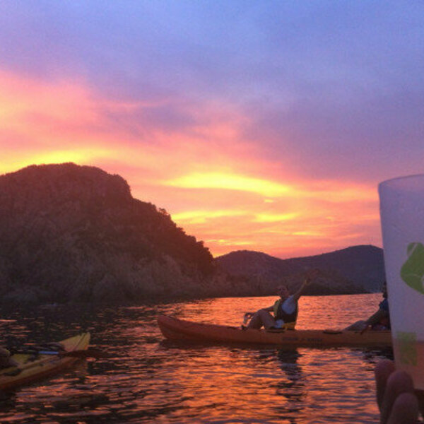 Randonnée guidée en kayak coucher de soleil - Pampelonne
